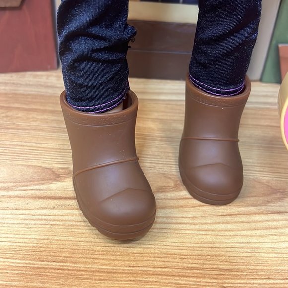 Our Generation Doll 18- Inch Doll Guitar Cowboy Hat Boots Toy - Picture 6 of 6